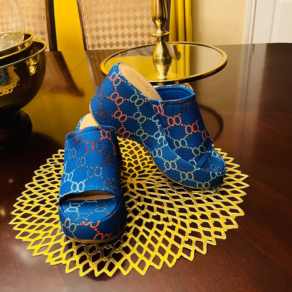 Stylish Blue Open-Toe Women's Shoes
